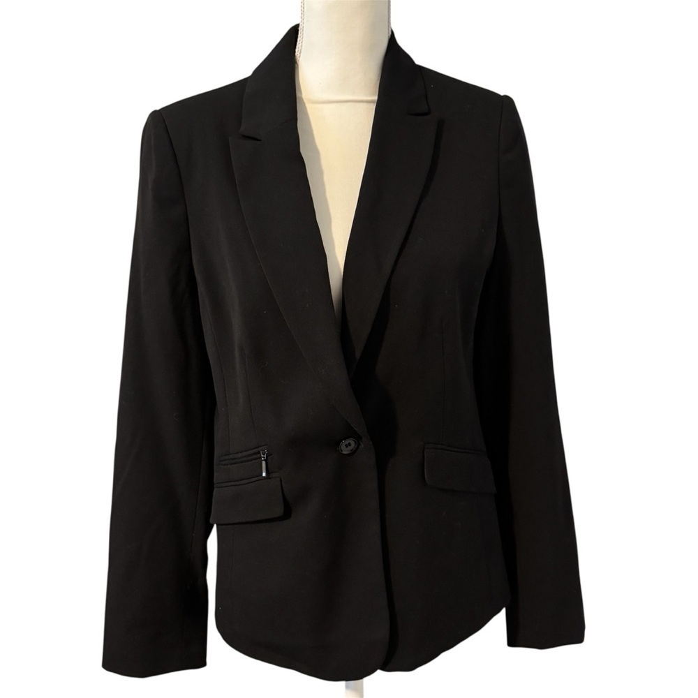Classic Black Women's Blazer | Excellent Used Condition - Picture 1 of 9